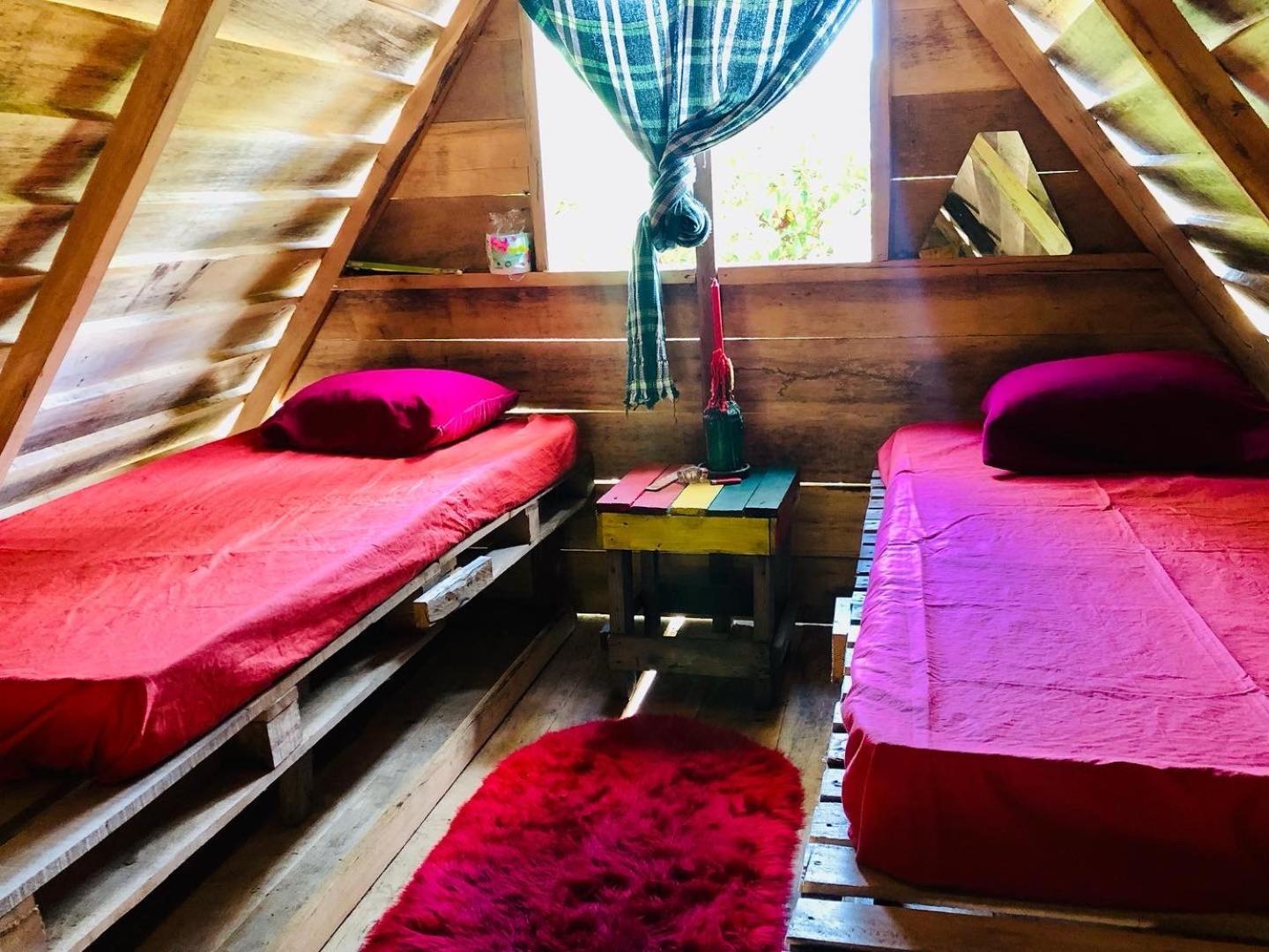 Land Of Promise - Reggae Bar & Eco Village Zanderij 外观 照片